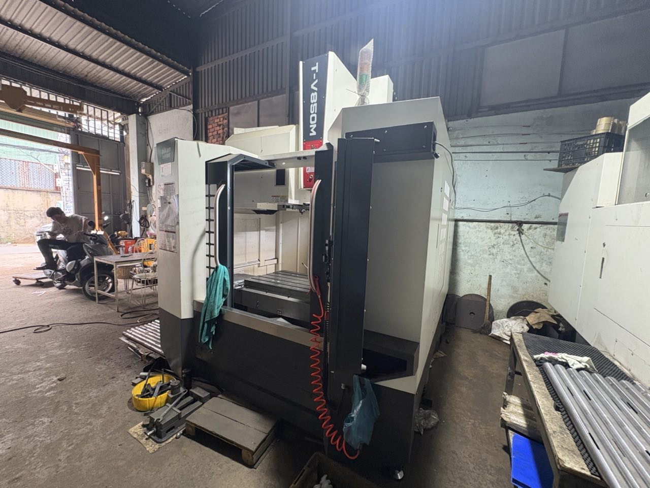 CNC milling machine (5)
